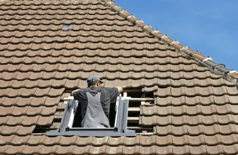 Pose de velux - Saint-Hilaire la Treille